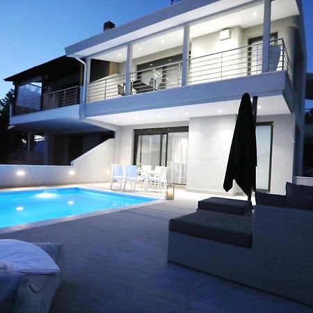 Heaven Horizon Villa Karianí 외부 사진